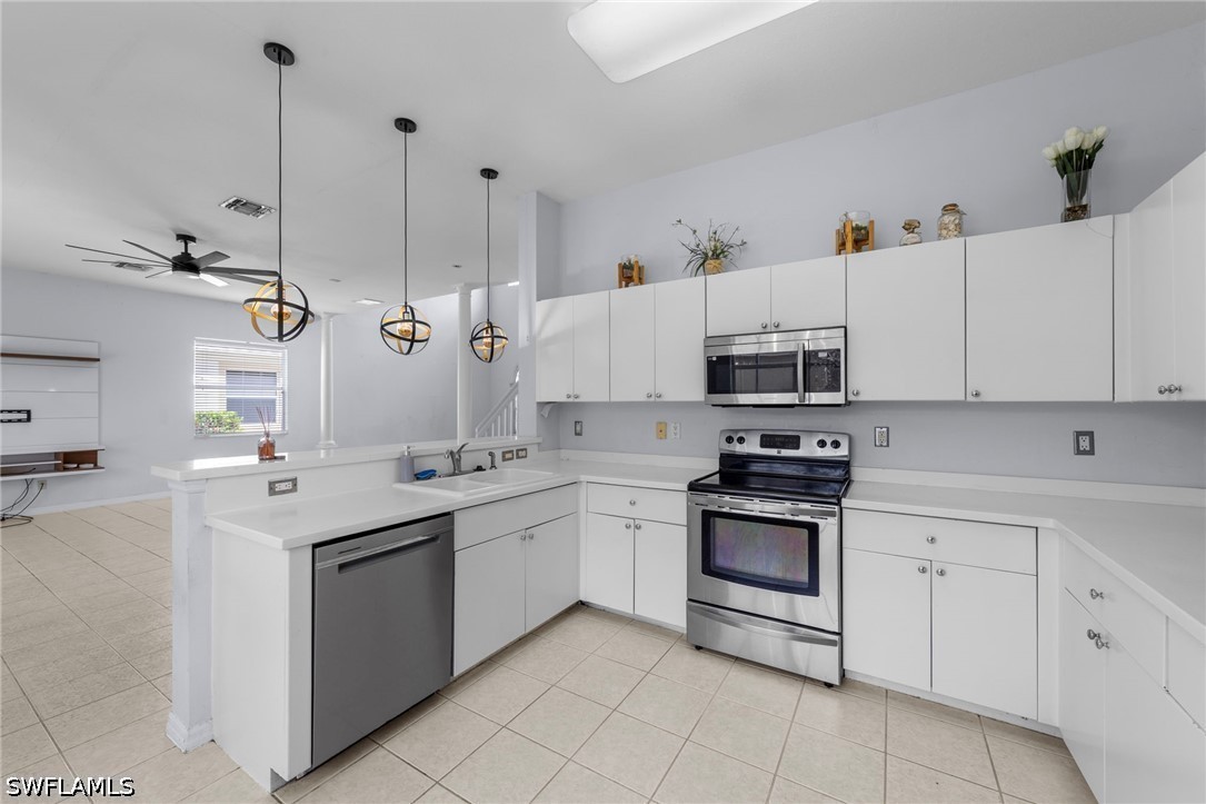 2727 Blue Cypress Lake Ct Property Photo 12