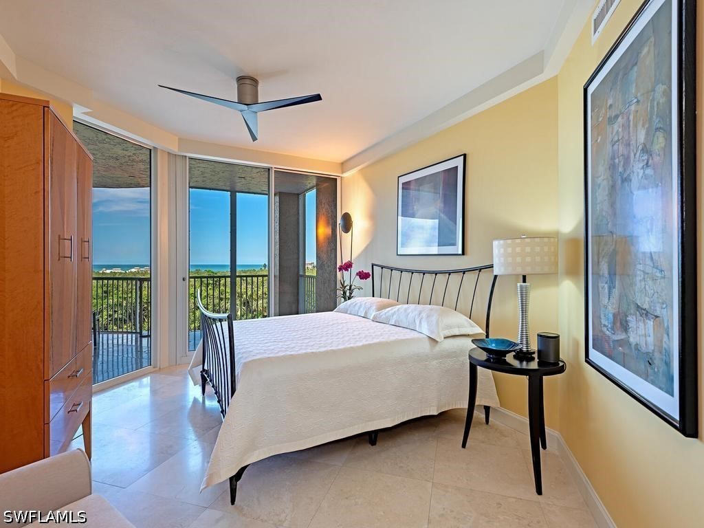7117 Pelican Bay Blvd 507 Property Photo 8