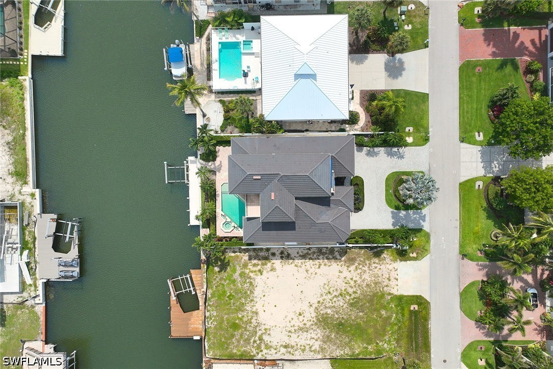 319 Lagoon Ave Property Photo 44