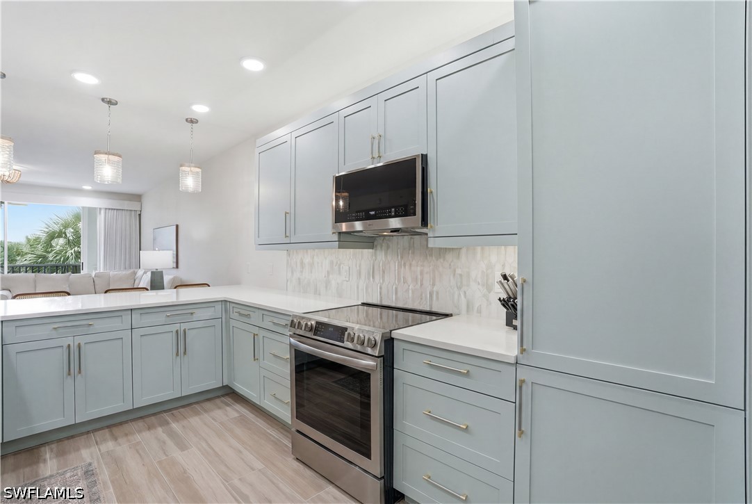 7671 Pebble Creek Cir 204 Property Photo 9