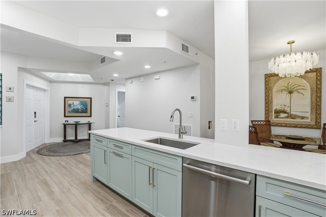 7671 Pebble Creek Cir 204 Property Photo 10