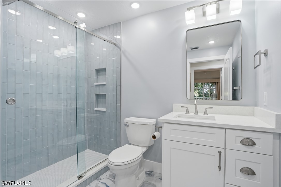 7671 Pebble Creek Cir 204 Property Photo 23