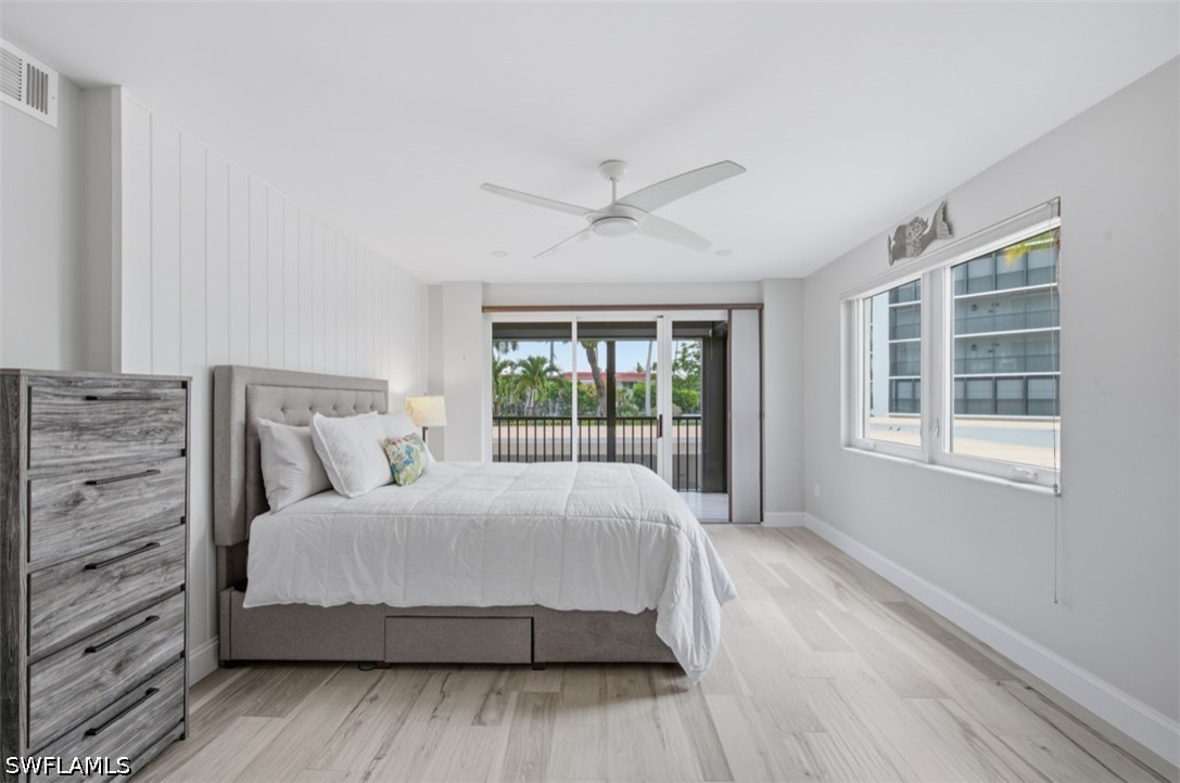 2170 Gulf Shore Blvd N 24w Property Photo 9