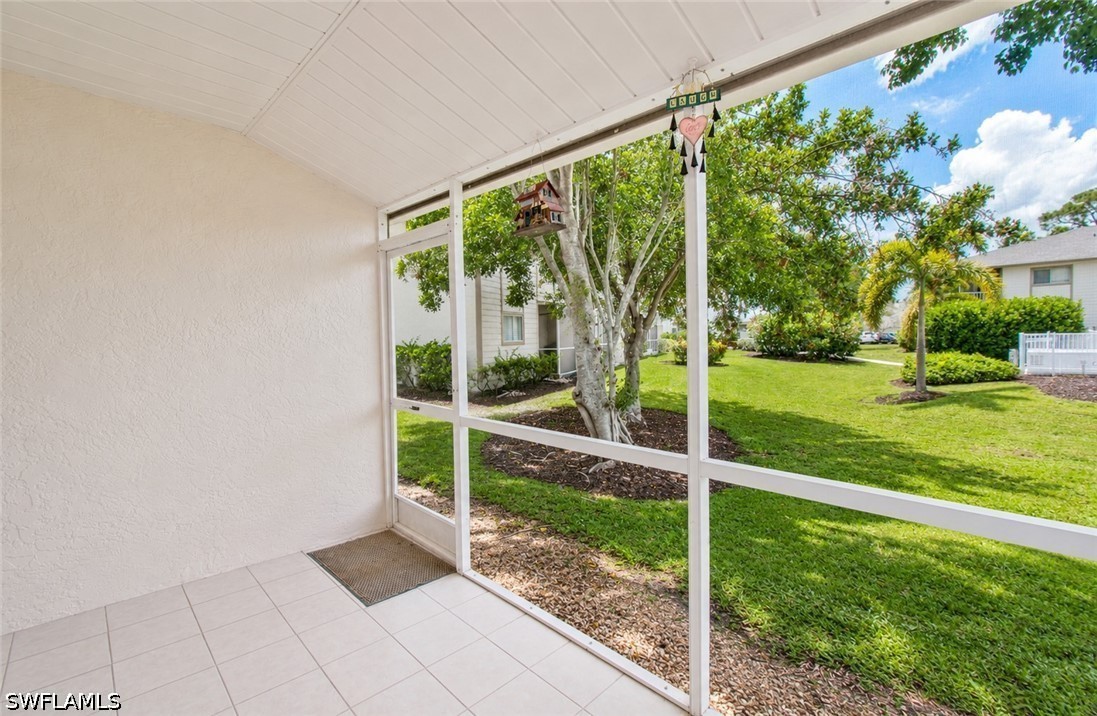 2340 Naples Trace Cir 2 Property Photo 21