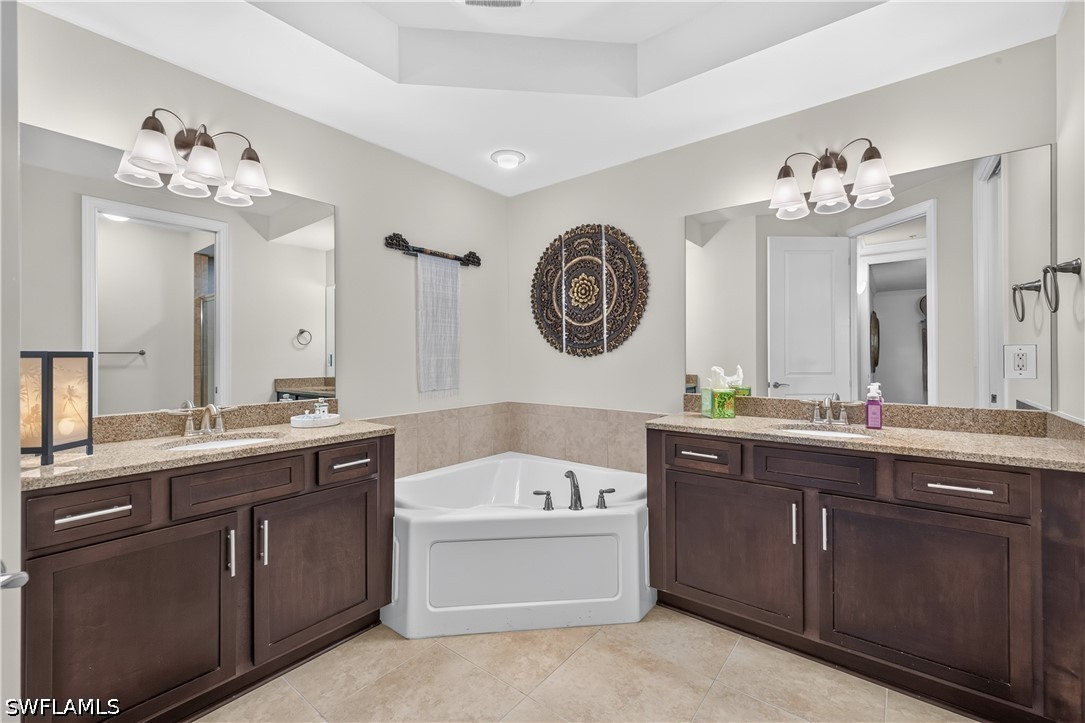 23161 Fashion Dr 7210 Property Photo 20