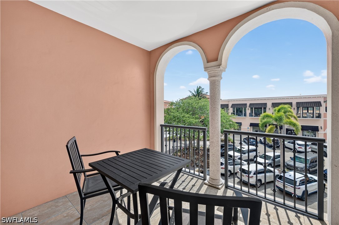 23161 Fashion Dr 7210 Property Photo 31