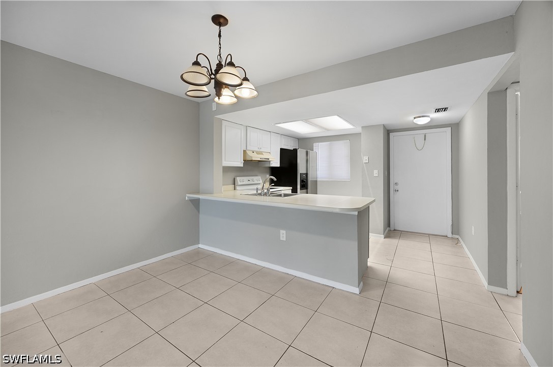 2700 Park Windsor Dr 714 Property Photo 2
