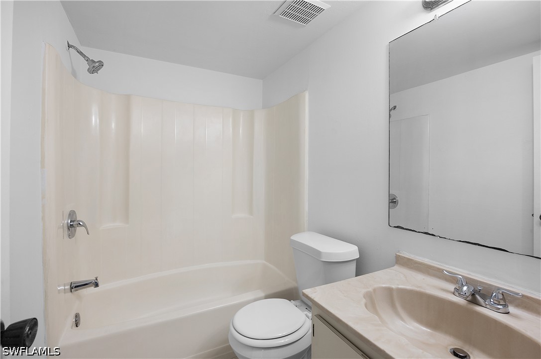 2700 Park Windsor Dr 714 Property Photo 11