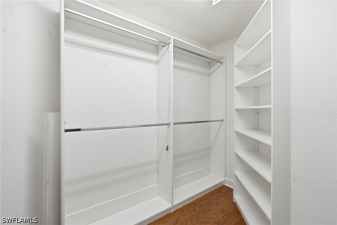 10462 Autumn Breeze Dr 202 Property Photo 8