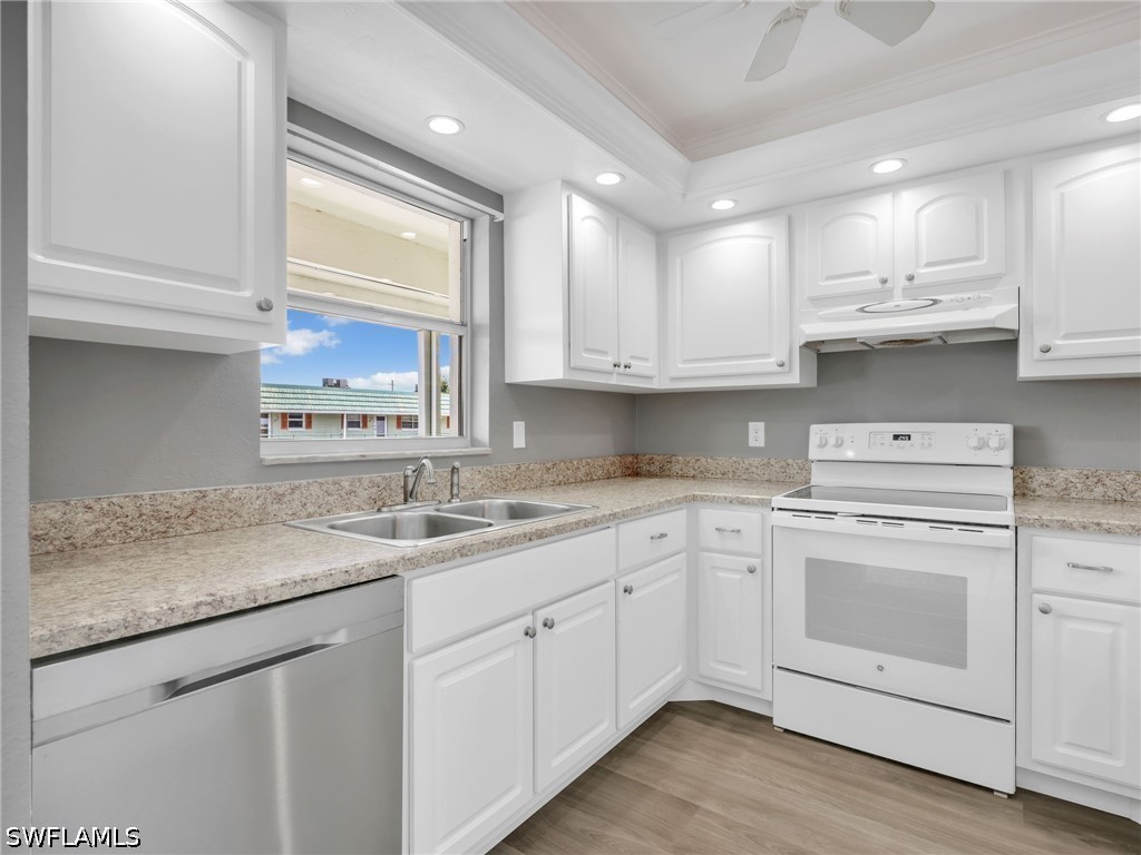 300 Valley Stream Dr 8a Property Photo 18