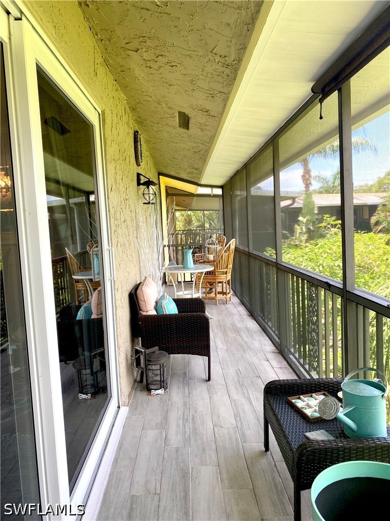 306 Palm Dr 2 Property Photo 16