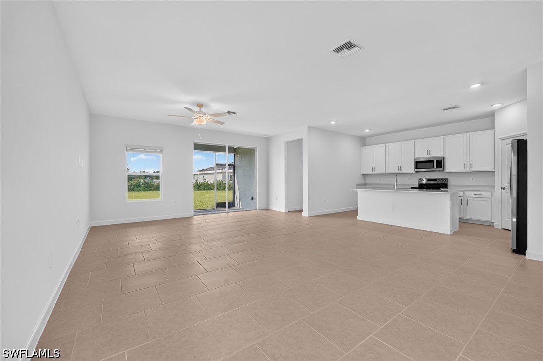 4754 Espiritu Way Property Photo 6