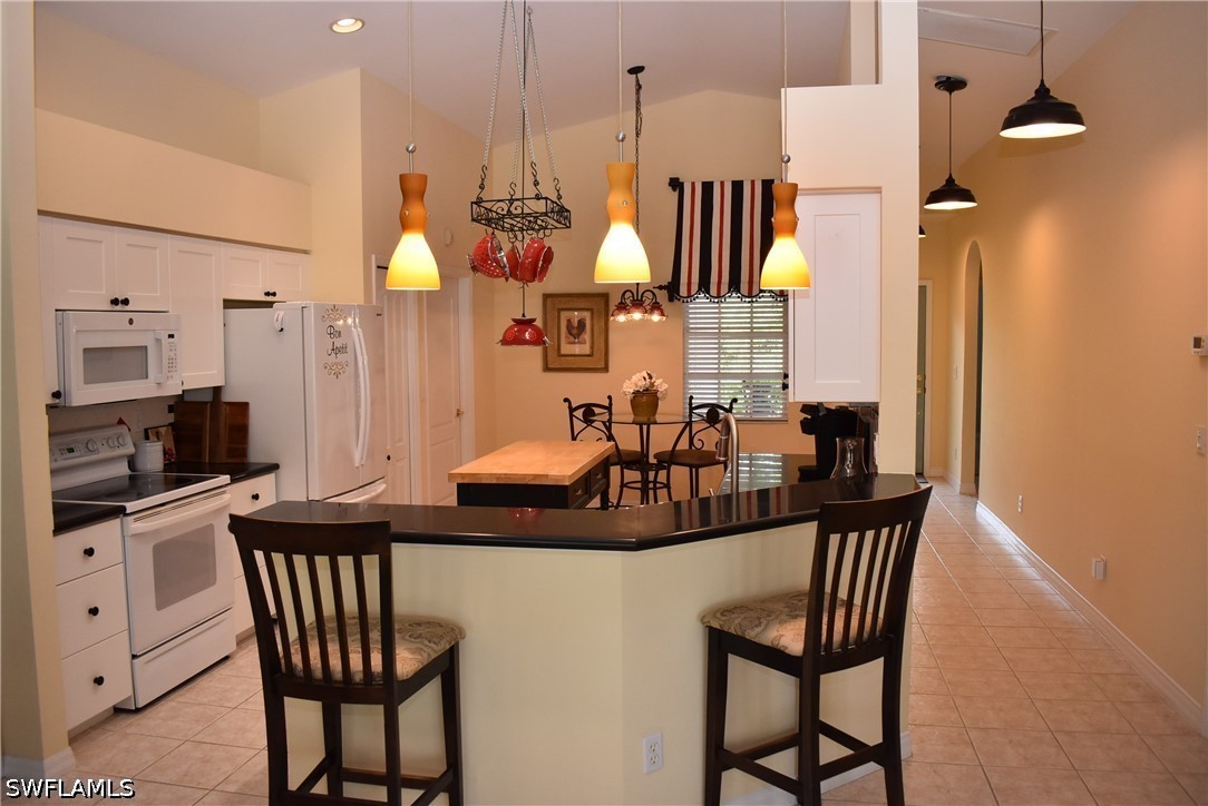 25817 Pebblecreek Dr Property Photo 6