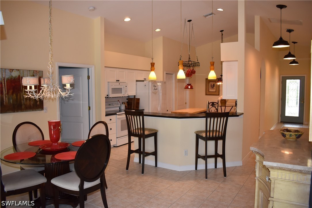 25817 Pebblecreek Dr Property Photo 7