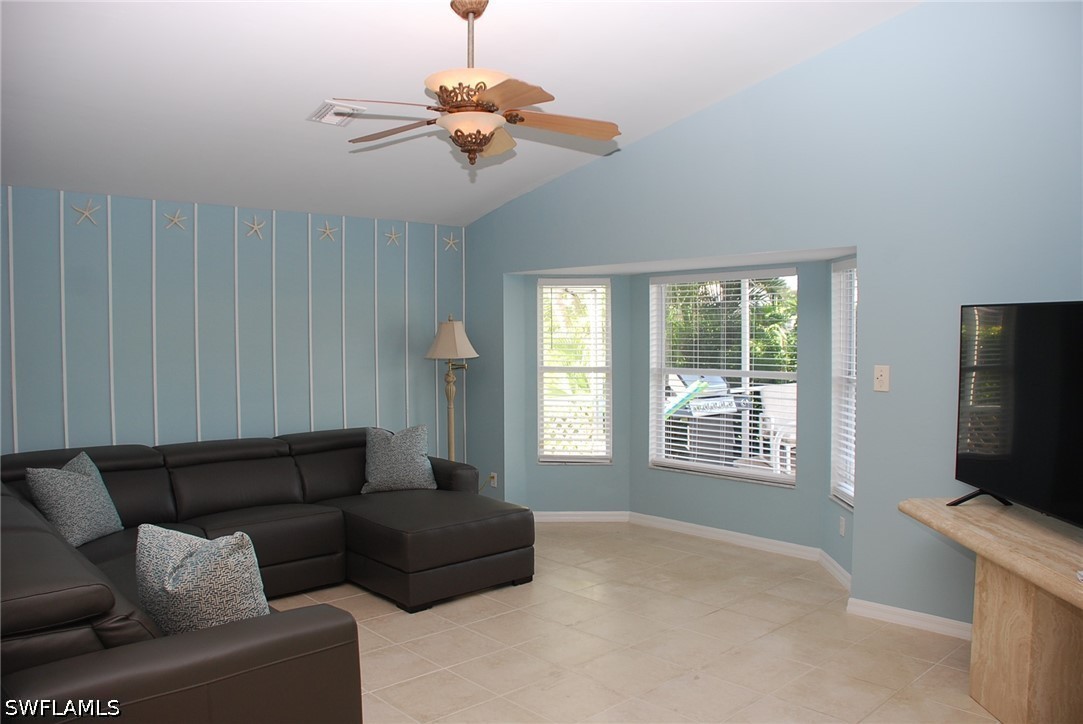 25817 Pebblecreek Dr Property Photo 10