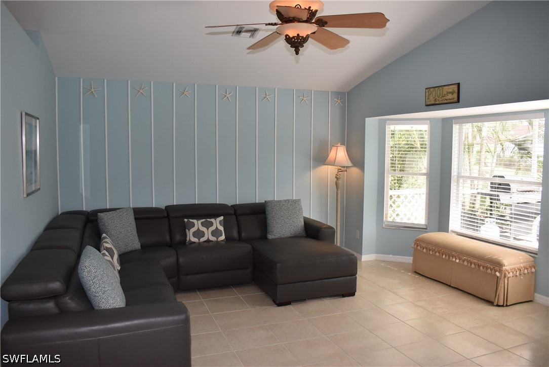 25817 Pebblecreek Dr Property Photo 11