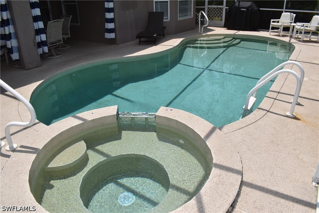 25817 Pebblecreek Dr Property Photo 15