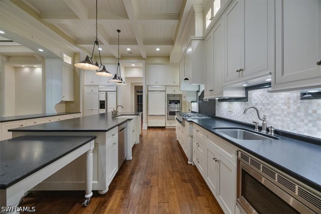 2263 Coach House Ln Property Photo 19
