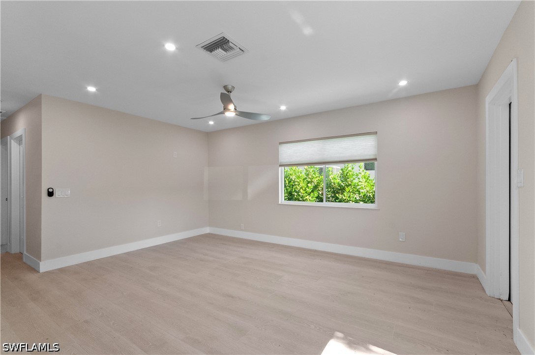 2685 Van Buren Ave Property Photo 5