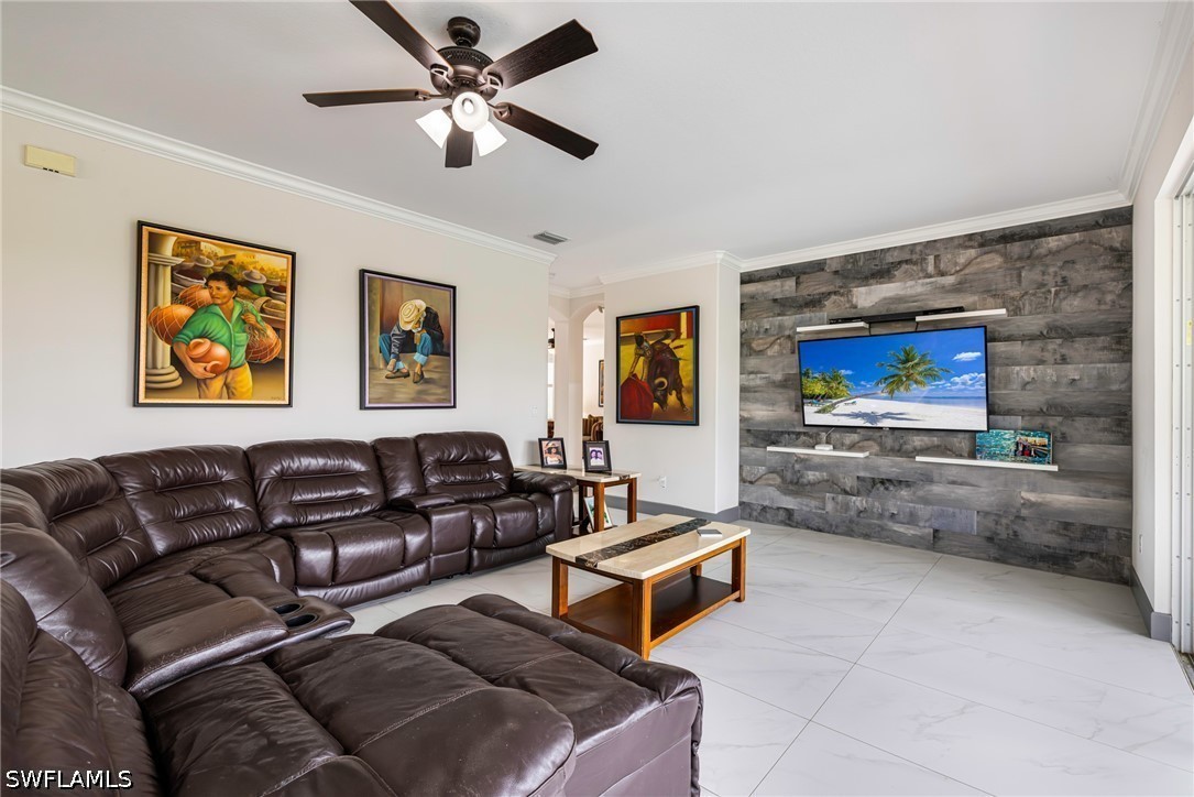 21040 Torre Del Lago St Property Photo 10