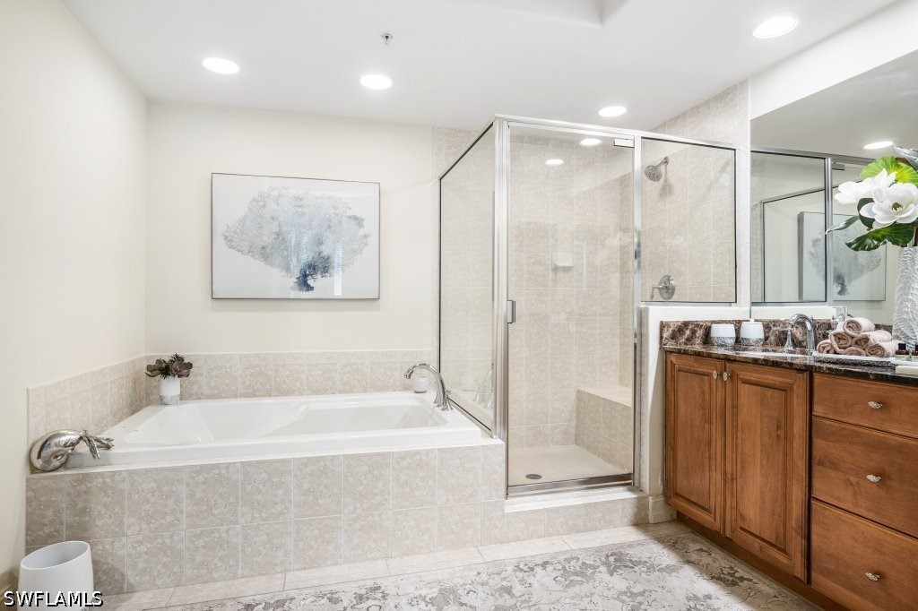 2728 Tiburon Blvd E A-203 Property Photo 20