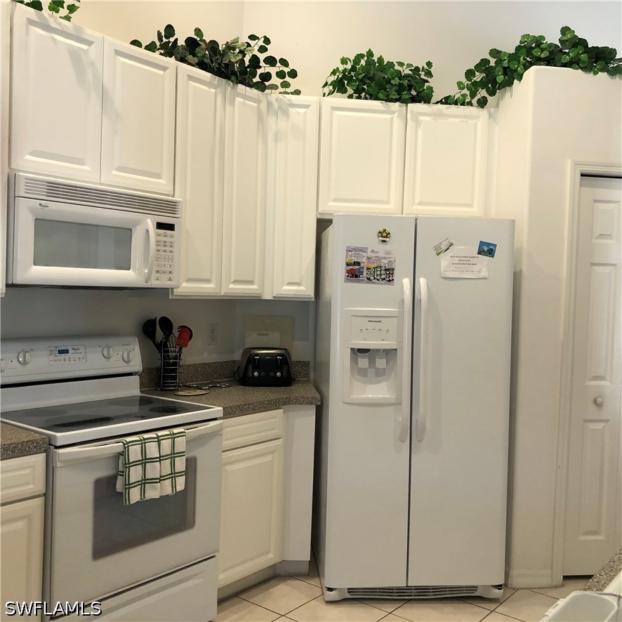 6854 Sterling Greens Dr 201 Property Photo 3
