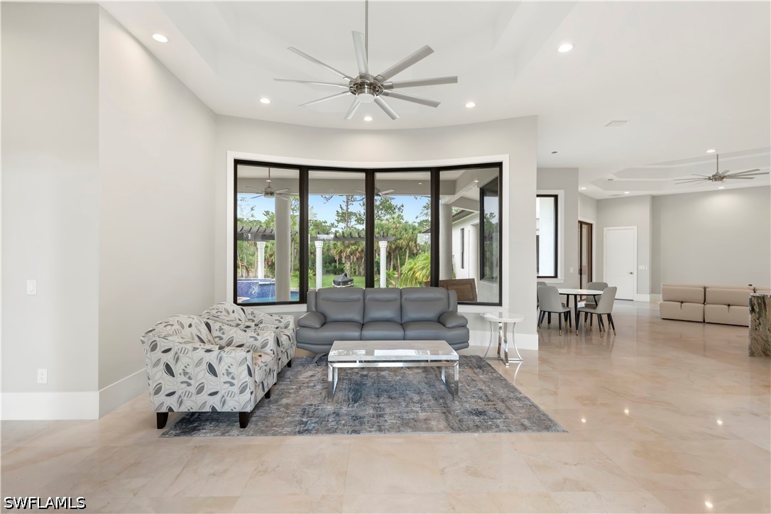1361 Golden Gate Blvd W Property Photo 13