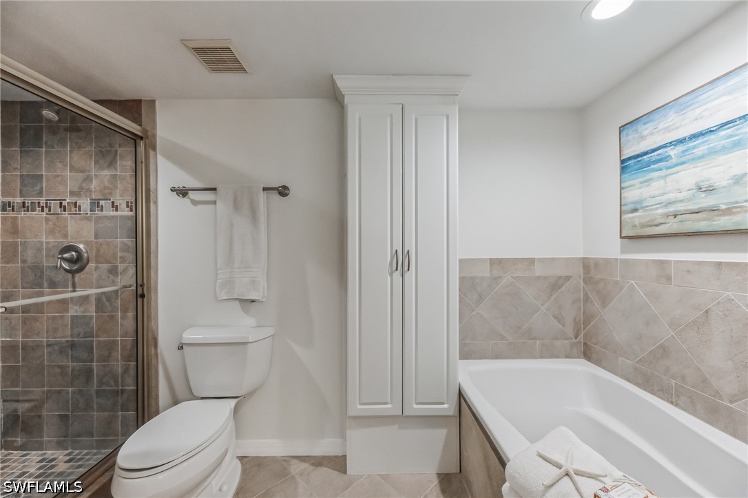 5633 Turtle Bay Dr 37 Property Photo 9