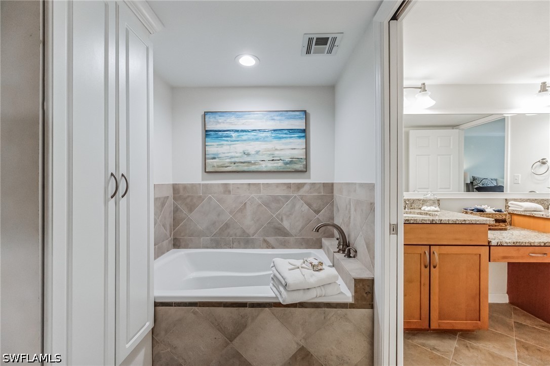 5633 Turtle Bay Dr 37 Property Photo 11