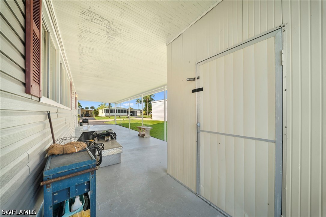455 Cape Florida Way Property Photo 22