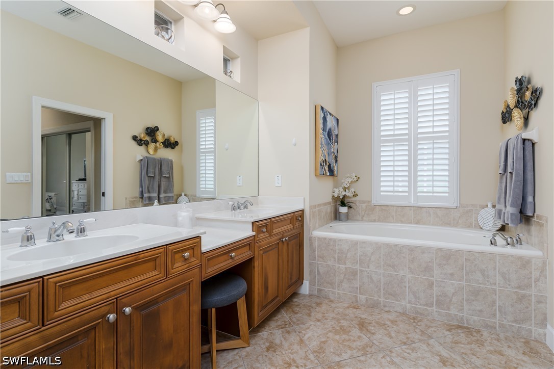 8754 Hideaway Harbor Ct Property Photo 25