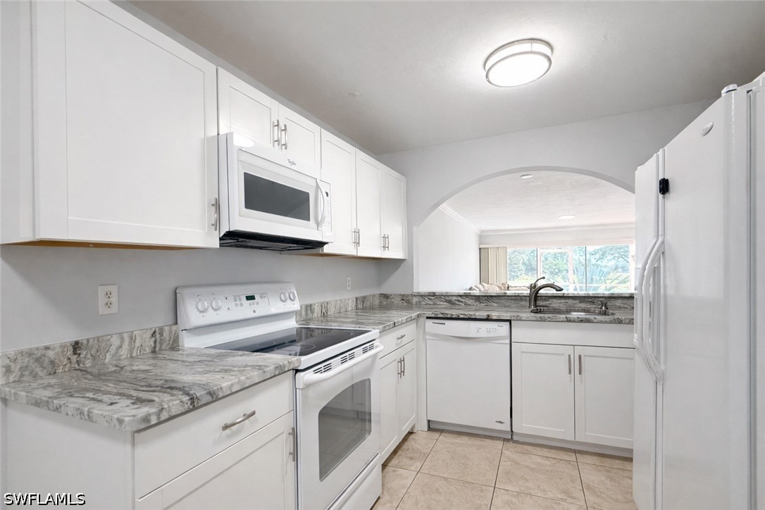 534 Augusta Blvd E104 Property Photo 1