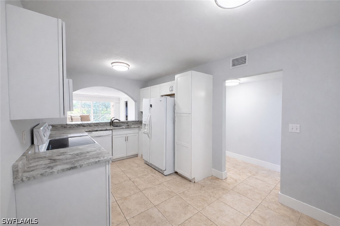 534 Augusta Blvd E104 Property Photo 12