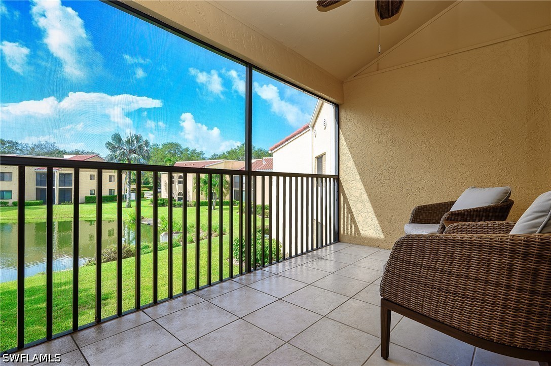 559 Beachwalk Cir U-203 Property Photo 6