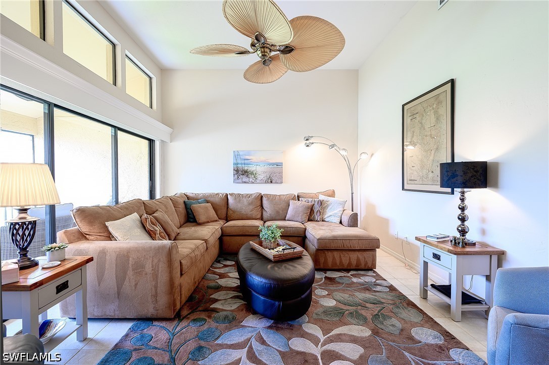 559 Beachwalk Cir U-203 Property Photo 11