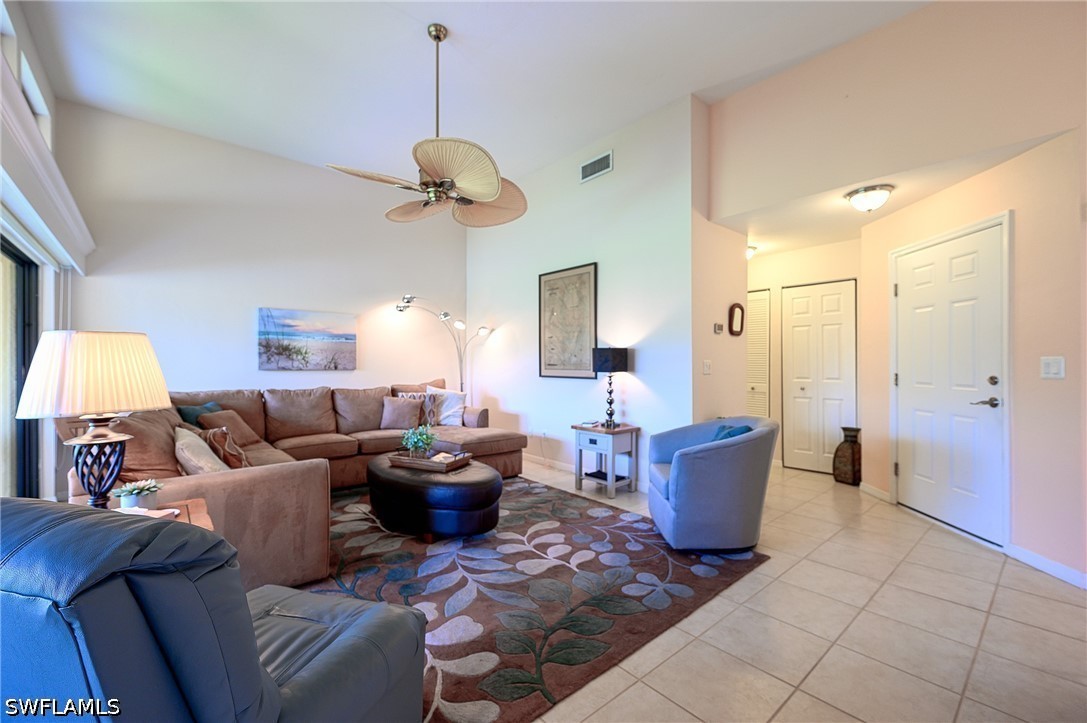 559 Beachwalk Cir U-203 Property Photo 12