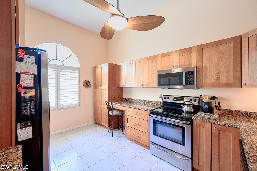 559 Beachwalk Cir U-203 Property Photo 13