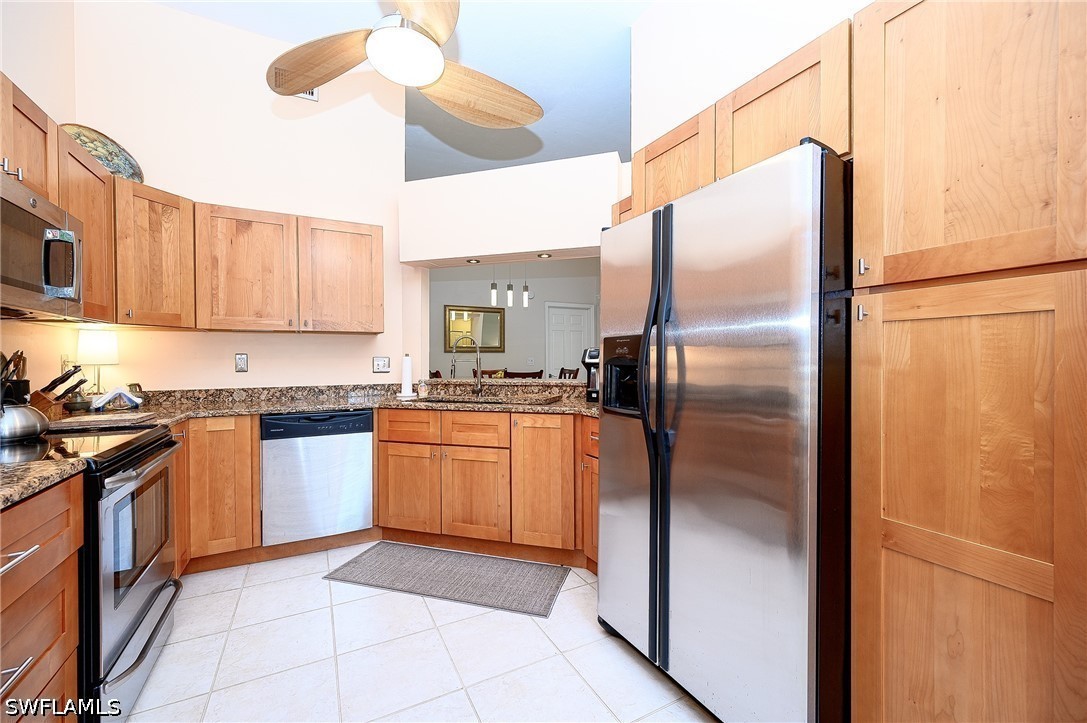 559 Beachwalk Cir U-203 Property Photo 14