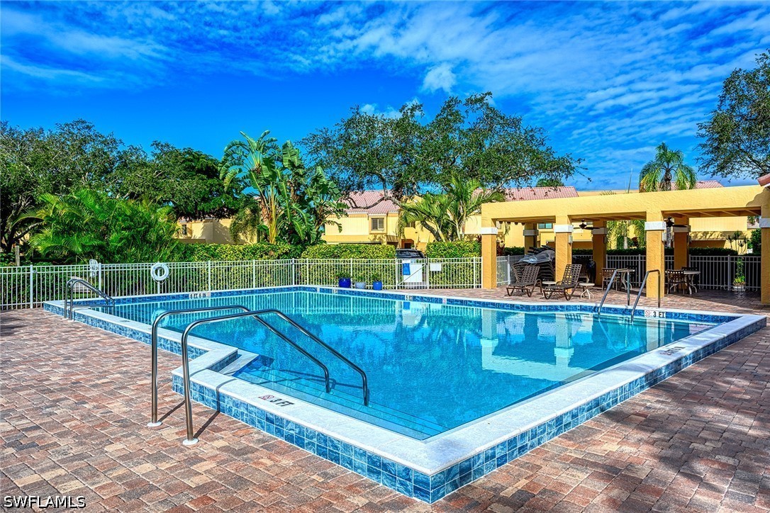 559 Beachwalk Cir U-203 Property Photo 33