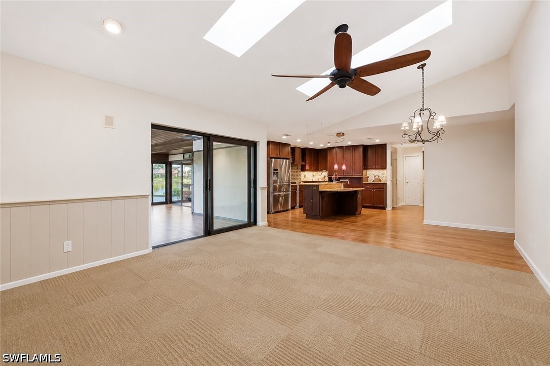 2274 Queens Way Property Photo 9