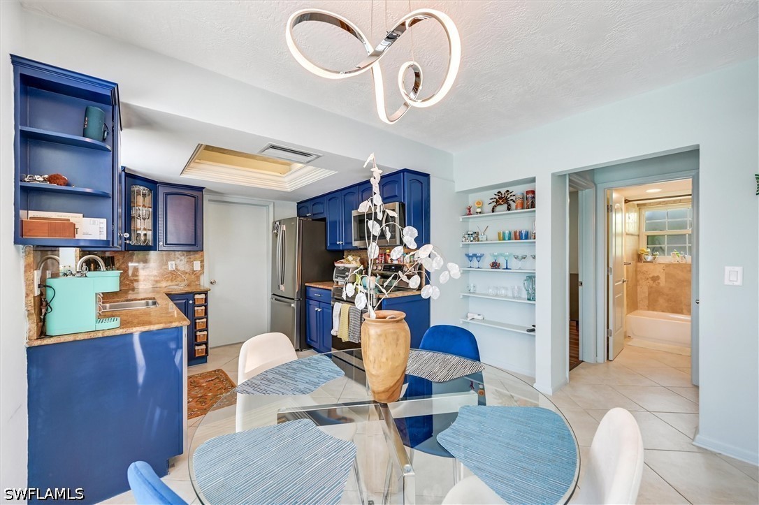 1170 Martinique Ct Property Photo 12