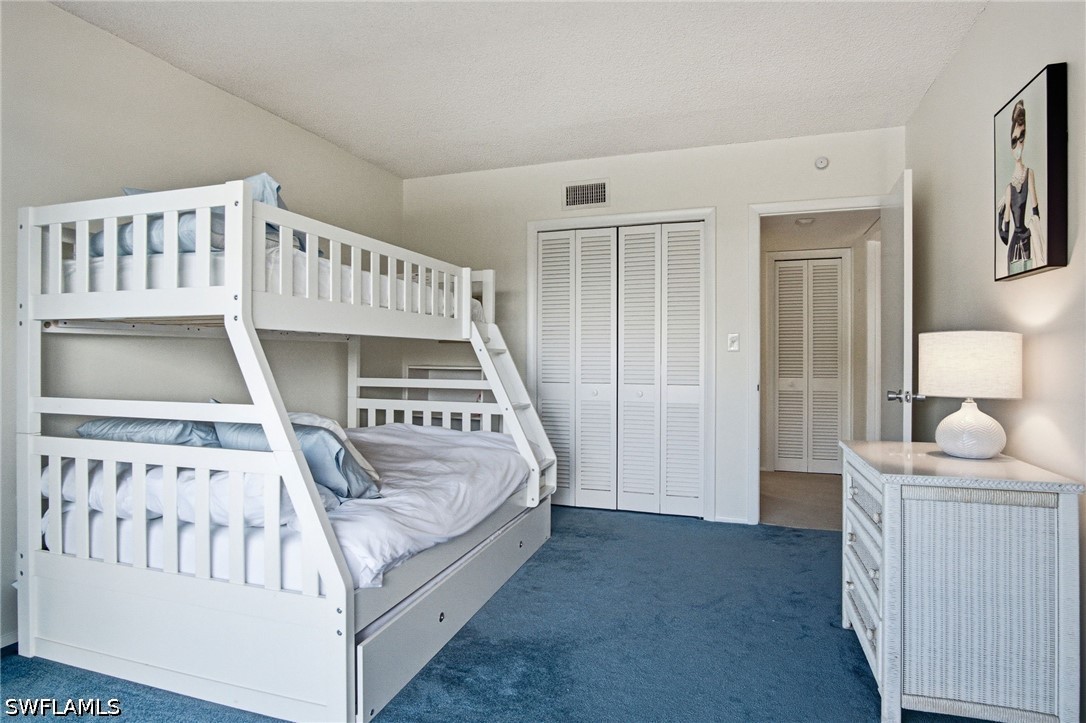 3400 Gulf Shore Blvd N L8 Property Photo 22