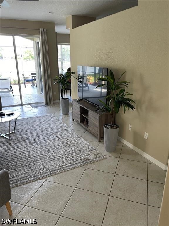 20013 Larino Loop Property Photo 6