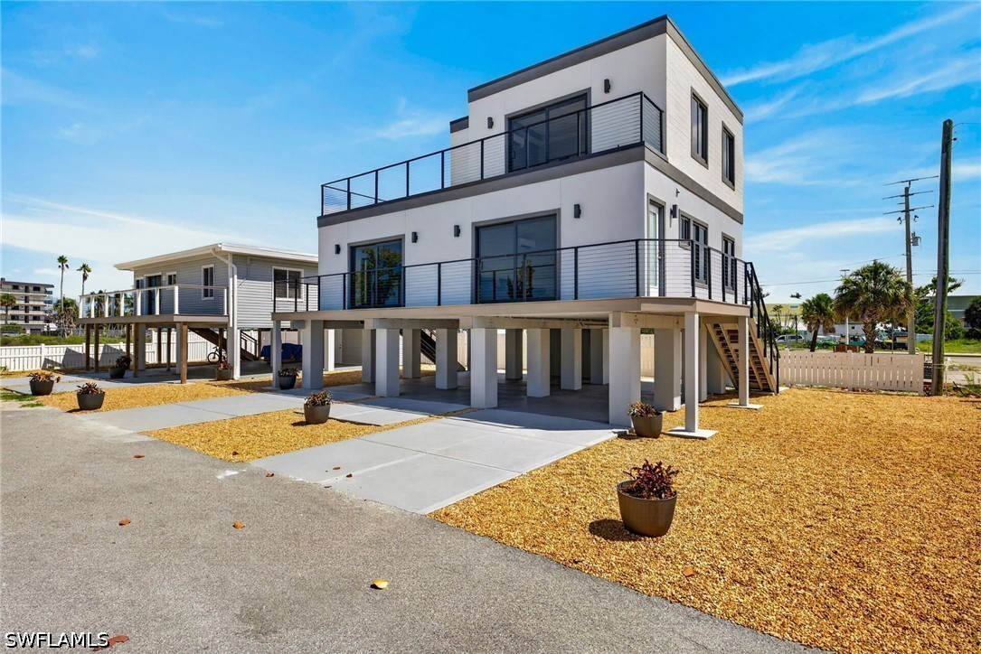 71 Mango St Property Photo 1
