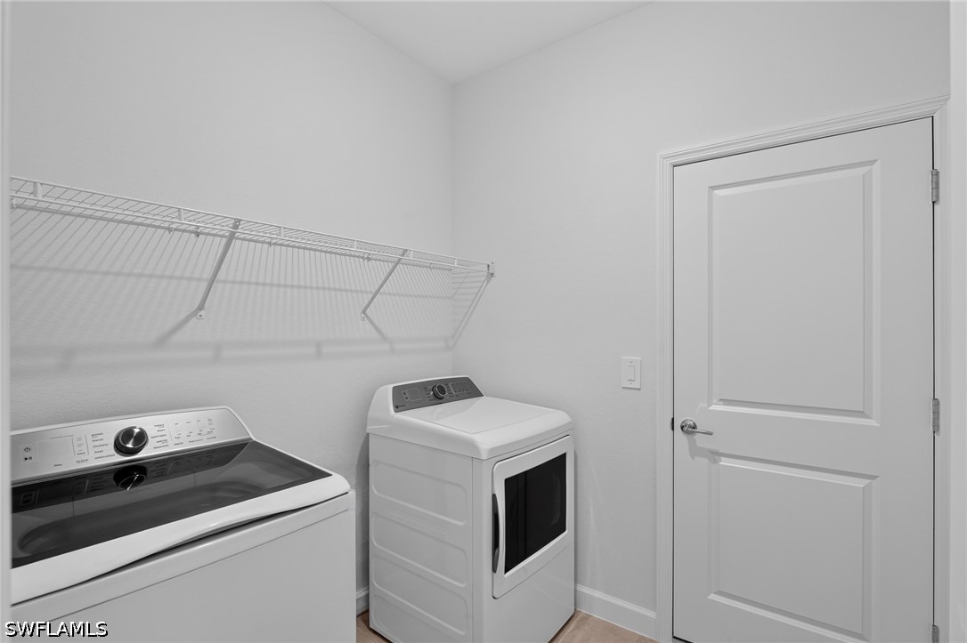 14815 Bluewater Rd Property Photo 6