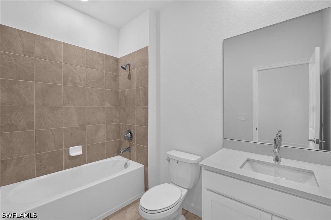 14815 Bluewater Rd Property Photo 7
