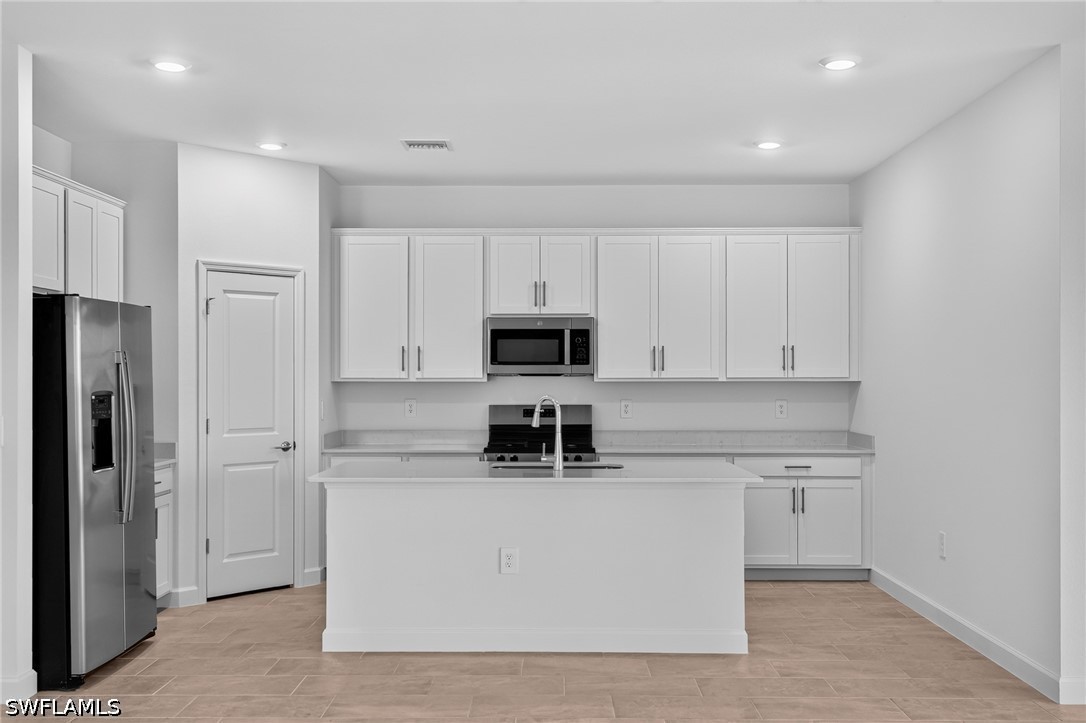 14815 Bluewater Rd Property Photo 16