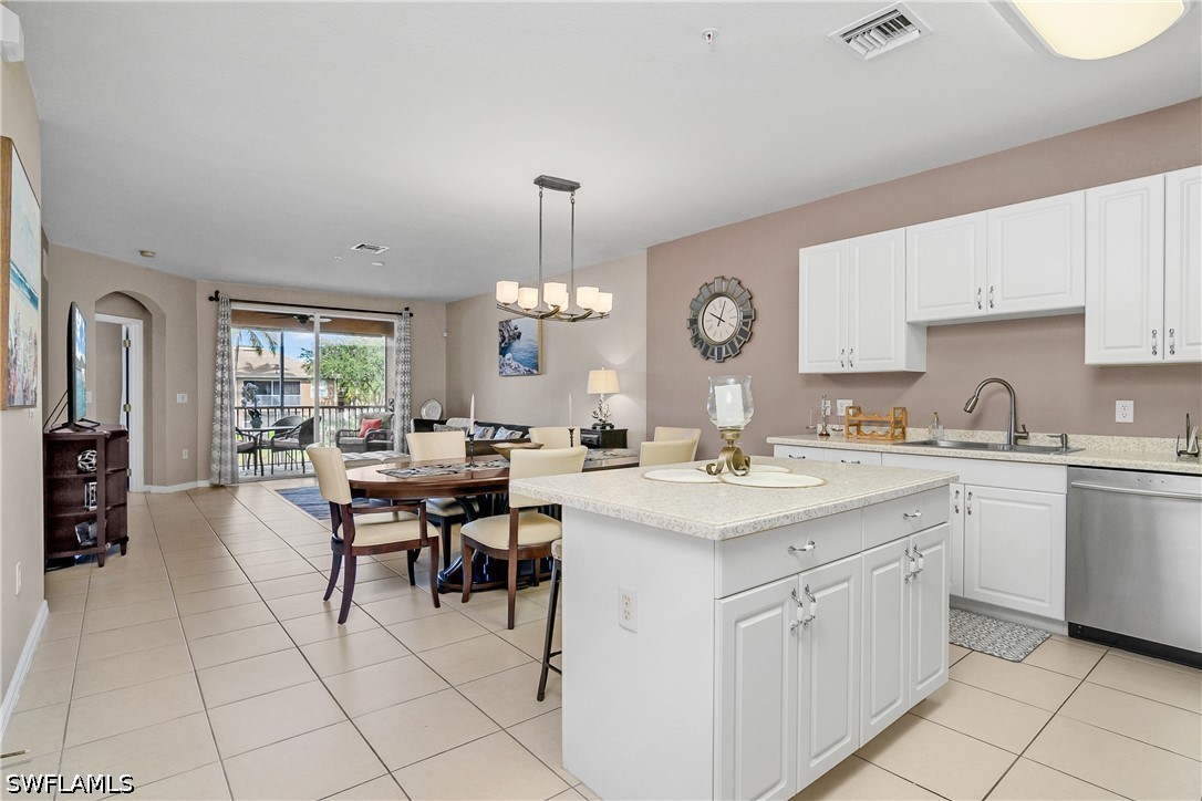 9621 Spanish Moss Way 3825 Property Photo 4