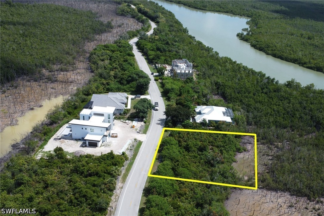 792 Whiskey Creek Dr Property Photo 9
