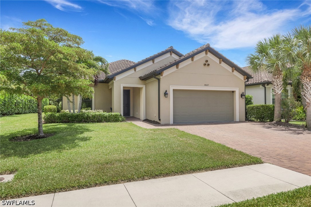 19657 Estero Pointe Ln Property Photo 16